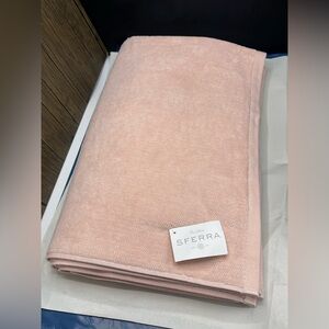 $126 Sferra Canedo Bath Sheet Blush Solid 100% Combed Cotton 40"x70" NEW
